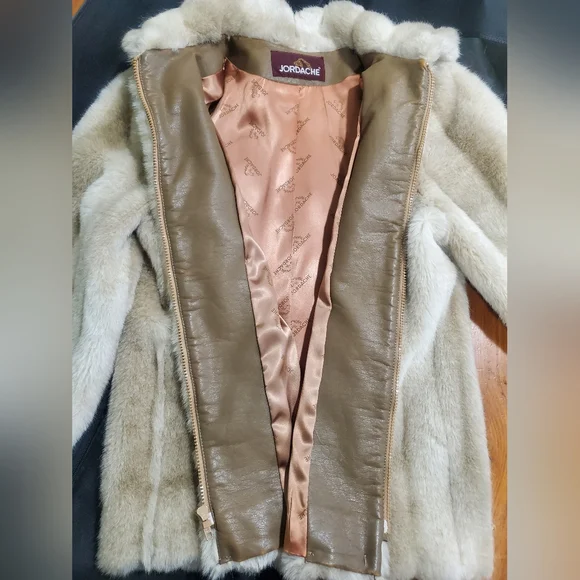 Jordache Women's Cream Teddy Jacket - Picture 10 of 10